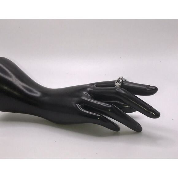 Swarovski FIZZY Crystal Pave Silver Retired 7/55/M Stackable Signed Ring Set - Picture 9 of 12